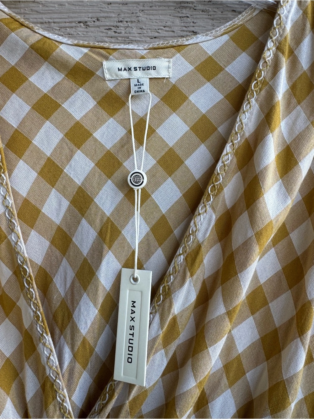 Max Studio Yellow and Cream Checkered V-Neck Top - Picture 4 of 6